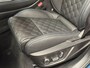 Lynk & Co 01 1.5 MY 2023 ZWARTE HEMEL GREY LINE PREMIUM LEDEREN BEKLEDING 100 STUKS OP VOORRAAD ! VOL OPTIES ! 360 CAMERA ADAPTIVE CRUISE CONTROL PANORAMA SCHUIF/KANTELDAK APPLE CARPLAY/ANDROID RIJSTROOKSENSOREN ZEER MOOI !!