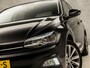 Volkswagen Polo 1.0 TSI Sportline (APPLE CARPLAY, GROOT NAVI, LM VELGEN, GETINT GLAS, SPORTSTOELEN, ADAPTIVE CRUISE, ARMSTEUN, NIEUWSTAAT)