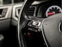 Volkswagen Polo 1.0 TSI Sportline (APPLE CARPLAY, GROOT NAVI, LM VELGEN, GETINT GLAS, SPORTSTOELEN, ADAPTIVE CRUISE, ARMSTEUN, NIEUWSTAAT)