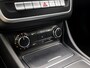 Mercedes-Benz A-klasse 160 AMG Sport Automaat (GROOT NAVI, LEDER, GETINT GLAS, DIAMOND GRILL, SPORTSTOELEN, LED KOPLAMPEN, CRUISE, NIEUWE APK, NIEUWSTAAT)