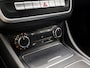 Mercedes-Benz A-klasse 160 AMG Sport Automaat (GROOT NAVI, LEDER, GETINT GLAS, DIAMOND GRILL, SPORTSTOELEN, LED KOPLAMPEN, CRUISE, NIEUWE APK, NIEUWSTAAT)