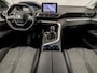 Peugeot 3008 1.2 PureTech Allure Sport (APPLE CARPLAY, GROOT NAVI, 360 CAMERA, LEDER, SPORTSTOELEN, TREKHAAK, GETINT GLAS, CRUISE, NIEUWE APK, NIEUWSTAAT)