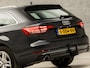 Audi A4 Avant 2.0 TFSI ultra Sport 191Pk Automaat (PANORAMADAK, APPLE CARPLAY, GROOT NAVI, STOELVERWARMING, ELEK ACHTERKLEP, SPORTSTOELEN, PARKEERSENSOREN, CRUISE, NIEUWSTAAT)
