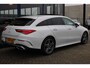 Mercedes-Benz CLA Shooting Brake 180 AUT7 AMG PANORAMADAK MEMORY CARPLAY SFEER TREKHAAK