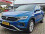 Volkswagen T-Roc 1.5 TSI Life Edition | Digitaal Dashboard | Stoelverwarming | Carplay en Android Auto