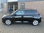 Suzuki Swift 1.2 Select Smart Hybrid 83pk | Navigatie | Airco | Lichtmetalen Velgen | Camera | Cruise Control Adaptief | Getinte ramen achter
