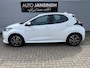 Toyota Yaris 1.5 Hybrid Dynamic 19.530KM!! | Automaat | Camera | Stoelverwarming | Navi | Clima | LM Velgen RIJKLAARPRIJS INCL 12 MAANDEN GARANTIE EN BEURT
