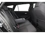Toyota Corolla Touring Sports 1.2 Turbo Dynamic | Trekhaak | Navigatie | Apple Carplay / Android Auto | Stoelverwarming | Adaptive Cruise | Keyless | Clima | Camera | 17 inch