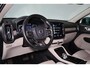Volvo XC40 T4 Inscription - Panorama/schuifdak - Parkeercamera achter - Verwarmde voorstoelen - Parkeersensoren voor & achter - Elektr. bedienb. voorstoelen met geheugen links - Cruise control - Extra getint glas - 19' LMV