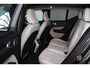 Volvo XC40 T4 Inscription - Panorama/schuifdak - Parkeercamera achter - Verwarmde voorstoelen - Parkeersensoren voor & achter - Elektr. bedienb. voorstoelen met geheugen links - Cruise control - Extra getint glas - 19' LMV