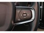 Volvo XC40 T4 Inscription - Panorama/schuifdak - Parkeercamera achter - Verwarmde voorstoelen - Parkeersensoren voor & achter - Elektr. bedienb. voorstoelen met geheugen links - Cruise control - Extra getint glas - 19' LMV