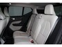 Volvo XC40 T4 Inscription - Panorama/schuifdak - Parkeercamera achter - Verwarmde voorstoelen - Parkeersensoren voor & achter - Elektr. bedienb. voorstoelen met geheugen links - Cruise control - Extra getint glas - 19' LMV