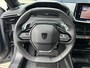 Peugeot 2008 1.2 Turbo 130PK Allure Automaat EAT8 | Nieuwste Model ! | Trekhaak 1250KG | Navigatie | All season banden | Digitaal Instrumentarium | LED Verlichting | Cruise Control Adaptief | Climate Control | Lichtmetalen Velgen | Hoge Zitpositie | Half Lederen Bekleding.