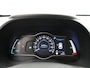 Hyundai Kona Electric EV Premium 64 kWh | Vaste trekhaak | Navigatie | Lederen bekleding | Electr.voorstoelen | Apple Carplay | Parkeersensoren voor en achter |