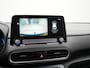 Hyundai Kona Electric EV Premium 64 kWh | Vaste trekhaak | Navigatie | Lederen bekleding | Electr.voorstoelen | Apple Carplay | Parkeersensoren voor en achter |