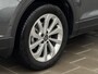 Volkswagen T-Roc 1.5 TSI Life Edition 150pk automaat | Camera | Parc Assist