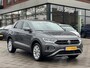 Volkswagen T-Roc 1.5 TSI Life Edition 150pk automaat | Camera | Parc Assist