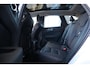 Volvo XC60 2.0 T6 Plug-in hybrid AWD Ultimate Dark | Schuif-/ kanteldak| Head-up display| Harman Kardon audiosysteem| Stoelverwarming voor + achter| Stuurwielverwarming| Semi- elektrisch inklapbare trekhaak|