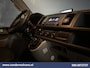 Volkswagen Transporter 2.0 TDI 150pk L2H1 Euro6 Airco | Camera | Leder | Cruisecontrol | 2500kg Trekhaak Parkeersensoren
