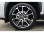 Toyota Yaris Cross 1.5 HYBRID GR SPORT EL-ACHTERKLEP HUD APPLE/ANDROID BLIND-SPOT STOELVERW STUURVERW JBL-AUDIO MATRIX-LED KEYLESS NAVI NL-AUTO