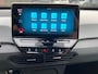 Volkswagen ID.3 First Plus 58 kWh - Airco ecc - Apple carplay/android - Stoelverwarming - Camera - Trekhaak - L.m velgen - Pdc v+a