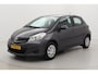 Toyota Yaris 1.3 VVT-i Now | Origineel NL | Volledige dealerhistorie | Trekhaak | Airco | Radio CD/MP3 speler | Stuurwiel multifunctioneel | Elektrische ramen voor