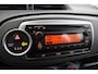 Toyota Yaris 1.3 VVT-i Now | Origineel NL | Volledige dealerhistorie | Trekhaak | Airco | Radio CD/MP3 speler | Stuurwiel multifunctioneel | Elektrische ramen voor