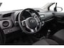 Toyota Yaris 1.3 VVT-i Now | Origineel NL | Volledige dealerhistorie | Trekhaak | Airco | Radio CD/MP3 speler | Stuurwiel multifunctioneel | Elektrische ramen voor