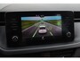 Skoda Scala 1.0 TSI Ambition 110PK / 81kW, Dealer onderhouden, achteruitrijcamera (rear view), parkeersensoren achter, elektrisch verstel-, verwarm- en inklapbare buitenspiegels, adaptieve cruise control (ACC), licht- en regensensor, Apple Carplay & Android Auto, airco, multifunctioneel lederen stuurwiel etc.