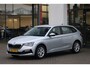 Skoda Scala 1.0 TSI Ambition achteruitrijcamera spiegels inklapbaar cruise control parkeersensoren DAB+ adaptieve cruisecontrol licht en regensensor carplay dealer onderhouden