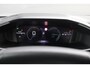Peugeot 2008 1.2 Hybrid 136 Allure | Automaat | Navi by app | Apple carplay | Parkeersensoren | Mild Hybrid | 14.000km |