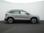 Skoda Karoq 1.5 TSI ACT 150 pk DSG Business Edition | Panoramadak | Trekhaak | Stuur-/achterbankverwarming | Achteruitrijcamera | Navigatie | Adaptive Cruise