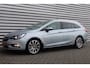 Opel Astra Sports Tourer 1.6 TURBO 200PK INNOVATION+ / NAVI / LEDER / CLIMA / FULL-LED / PDC / AGR / CAMERA / 18" BI-COLOR / TREKHAAK / KEYLESS / SCHUIF-KANTELDAK / UNIEK !!