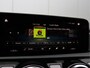 Mercedes-Benz A-klasse 180 AMG-line | Sfeerverlichting | Panoramadak | NAP