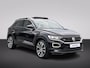 Volkswagen T-Roc 1.5 TSI Sport Business R | 2x R-line | Virtual Cockpit | Panoramadak | Achteruitrijcamera | Keyless | Carplay |