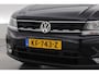 Volkswagen Tiguan 1.4 TSI Connected Series | Pano | Elek. Trekhaak | Massage | CarPlay | Stoelverw. | Navi | Cruise Contr.