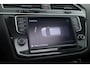 Volkswagen Tiguan 1.4 TSI Connected Series | Pano | Elek. Trekhaak | Massage | CarPlay | Stoelverw. | Navi | Cruise Contr.