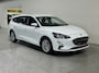 Ford Focus Wagon 1.0 EcoBoost Titanium Business CLIMA /TREKHAAK / CRUISE / CAMERA Dis.Ketting is nieuwe