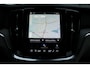 Volvo V60 B4 Mild Hybrid Essential Edition | BLIS Dodehoekdetectie | Adaptieve Cruise Control | Pilot Assist | Moritz Lederen Interieur Blond | High Performance Audio | Elektrisch Verstelbare Lendensteunen | Getint Glas Achter | Stoelverwarming | Stuurverwarming | Achterbankverwarming | 19 Inch Lichtmetalen Velgen | Volvo UX Infotainment | Google Services | Apple CarPlay | Android Auto