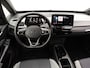Volkswagen ID.3 First Plus 58 kWh 204 pk | Adaptieve Cruise control | Camera | Stuur- en stoelverwarming | Navigatie | Keyless