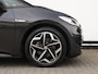 Volkswagen ID.3 First Plus 58 kWh 204 pk | Adaptieve Cruise control | Camera | Stuur- en stoelverwarming | Navigatie | Keyless