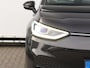 Volkswagen ID.3 First Plus 58 kWh 204 pk | Adaptieve Cruise control | Camera | Stuur- en stoelverwarming | Navigatie | Keyless