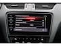 Skoda Octavia Combi 1.0 TSI Greentech Style Business Automaat | Camera | Leer / Alcantara | Stoelverwarming | Trekhaak | 18 Inch | Adaptieve Cruise Control | Canton