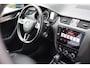 Skoda Octavia Combi 1.0 TSI Greentech Style Business Automaat | Camera | Leer / Alcantara | Stoelverwarming | Trekhaak | 18 Inch | Adaptieve Cruise Control | Canton