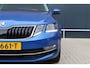 Skoda Octavia Combi 1.0 TSI Greentech Style Business Automaat | Camera | Leer / Alcantara | Stoelverwarming | Trekhaak | 18 Inch | Adaptieve Cruise Control | Canton