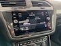Volkswagen Tiguan 2.0 TSI 4Motion Highline R Line |Trekhaak|Led|Stoelverwarming|Carplay|Clima|Naviagtie|