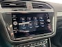 Volkswagen Tiguan 2.0 TSI 4Motion Highline R Line |Trekhaak|Led|Stoelverwarming|Carplay|Clima|Naviagtie|