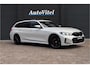 BMW 3-Serie Touring 330e M-Sport Pro | 19,5kWh | Panodak | Head-up | Memory | Trekhaak | 360° Camera | Fabrieksgarantie