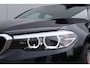 BMW 5-Serie Touring 520i High Executive M-Sport / Stoelverwarming / PDC / Navi