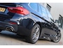 BMW 5-Serie Touring 520i High Executive M-Sport / Stoelverwarming / PDC / Navi